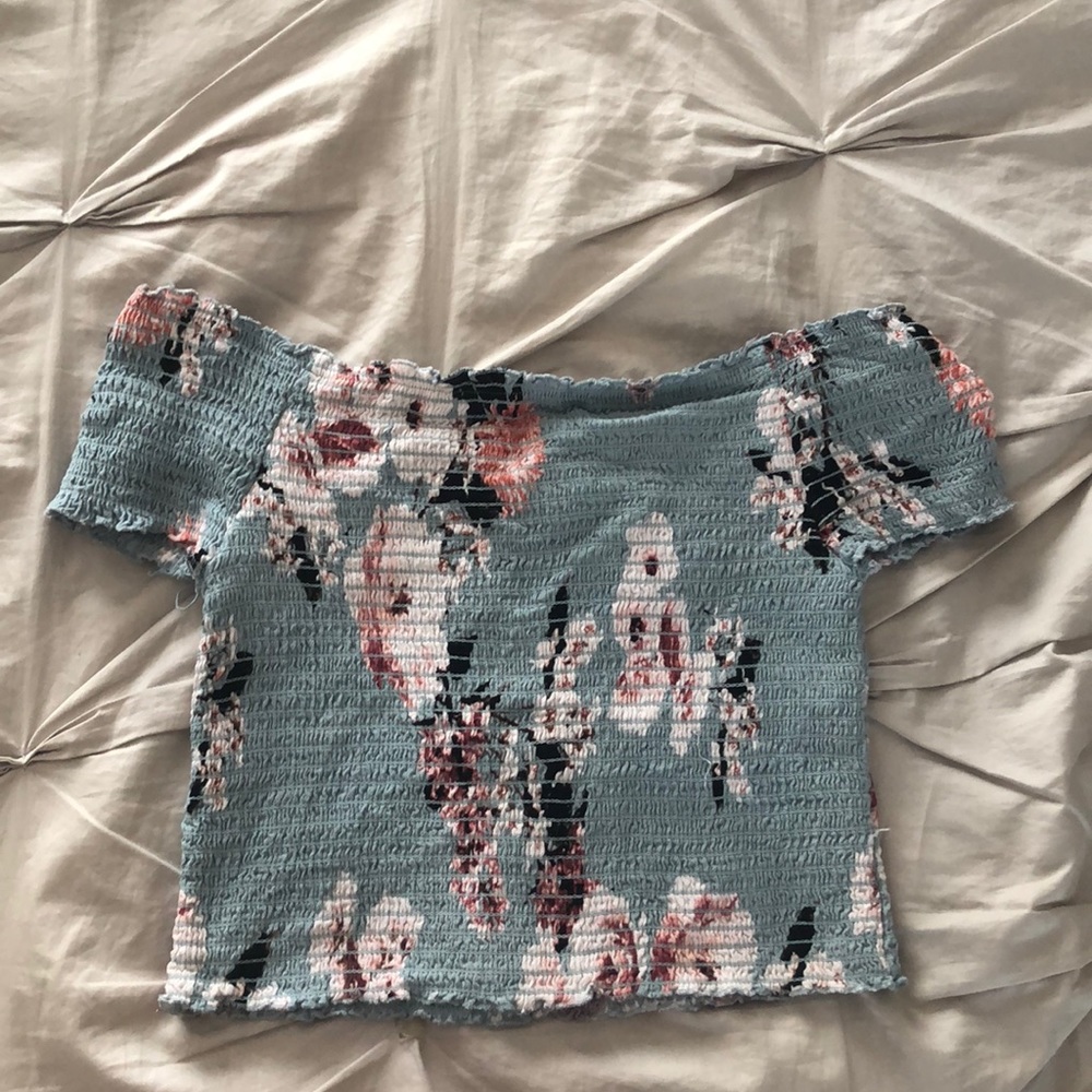 Kendall & Kylie Off The Shoulder Shirt!